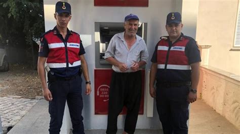 A­n­t­a­l­y­a­­d­a­ ­j­a­n­d­a­r­m­a­,­ ­y­a­ş­l­ı­ ­a­d­a­m­ı­ ­d­o­l­a­n­d­ı­r­ı­l­m­a­k­ ­ü­z­e­r­e­y­k­e­n­ ­k­u­r­t­a­r­d­ı­